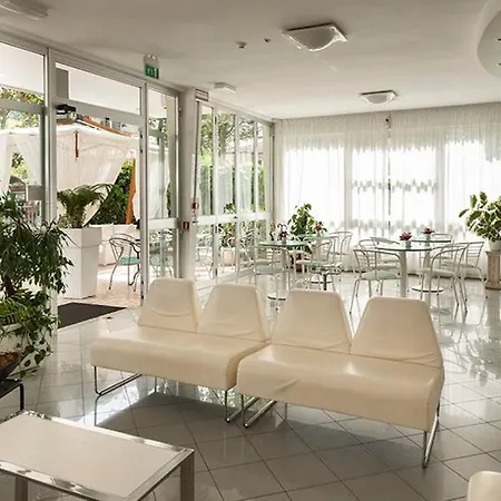 Hotel Ada