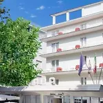 Otel Ada 3*