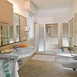 Ada 3*